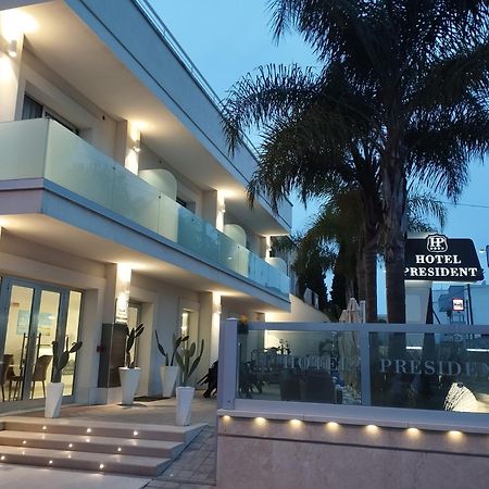 Hotel Presidente Porto Cesareo Kültér fotó